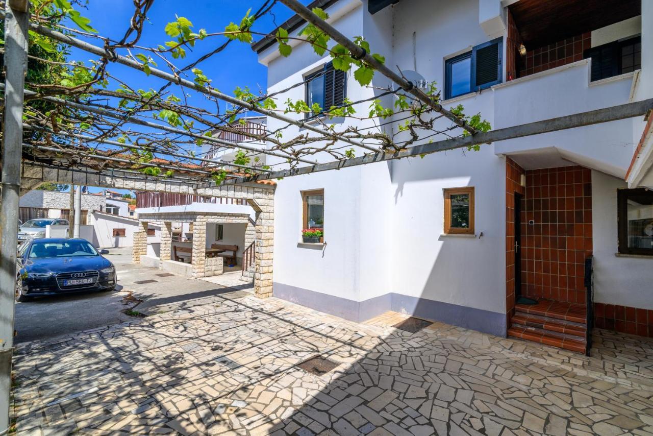 Apartments With A Parking Space Premantura, Medulin - 2228 Exterior foto