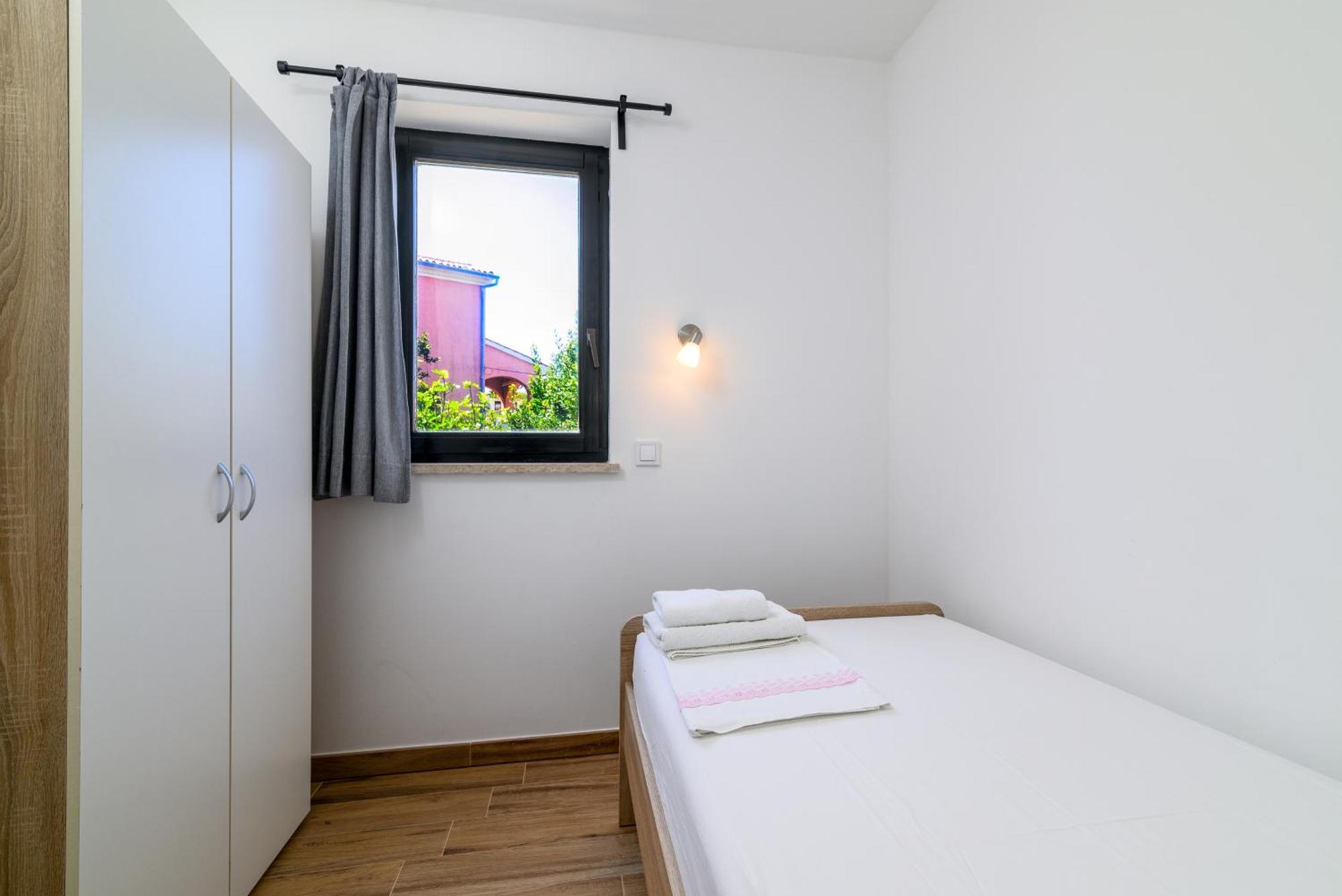 Apartments With A Parking Space Premantura, Medulin - 2228 Zimmer foto